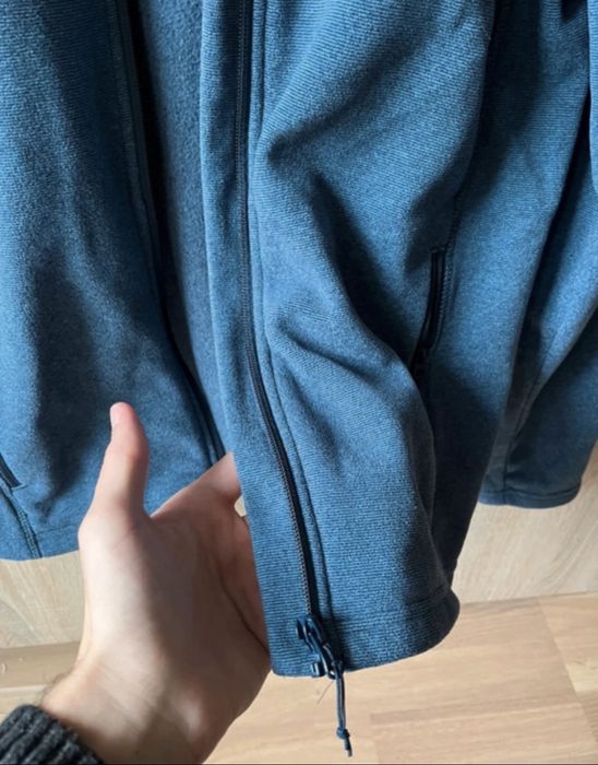 Bluză călduroasă.