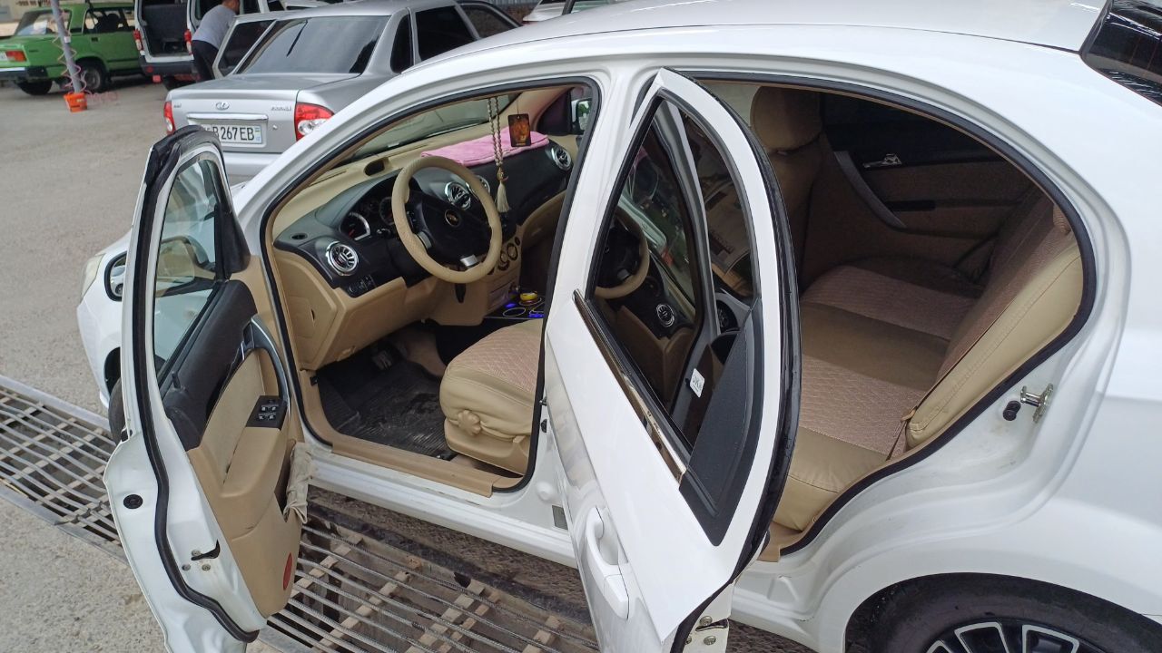 Срочно. Нексия 3 Автомат. ТОЗЗА