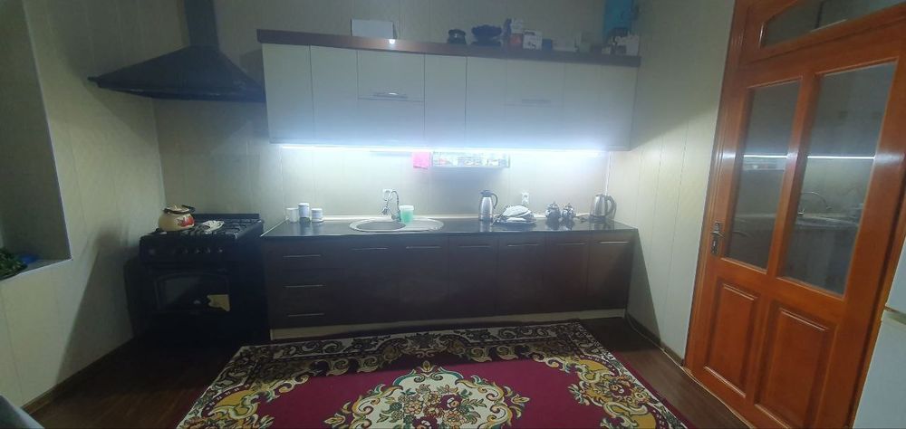 Uchaska sotiladi Qashqadaryo 4 xona srochna