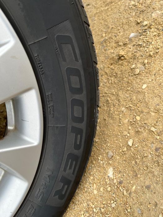 шины 225/60/17 б/у