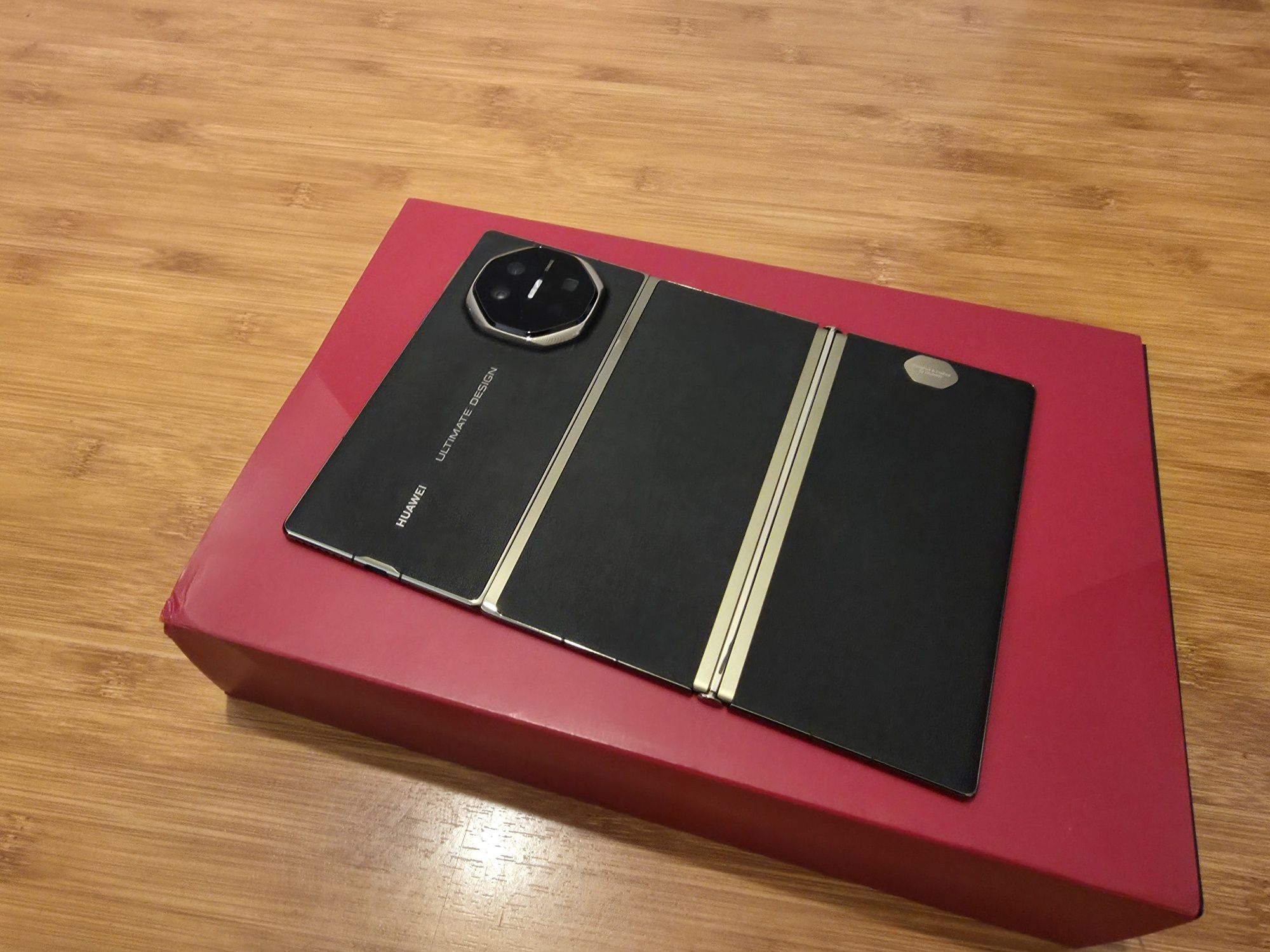 Huawei Mate XT Ultimate 1TB, TriFold, versiunea Globala, Garantie/asig