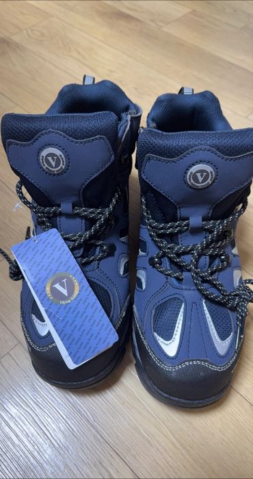 Продам ботинки. Viking korea