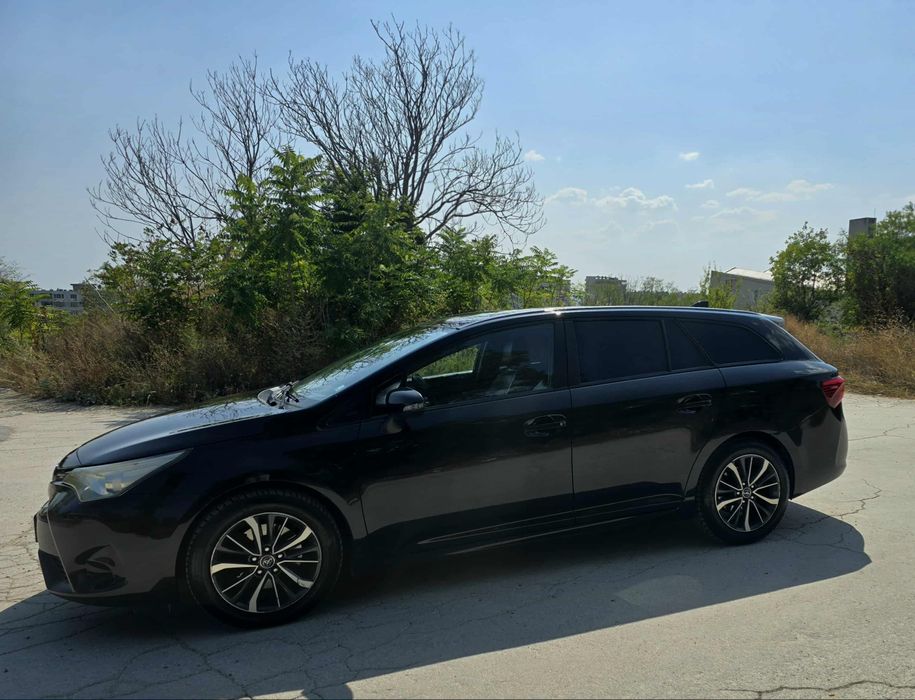 Toyota Avensis 2016
