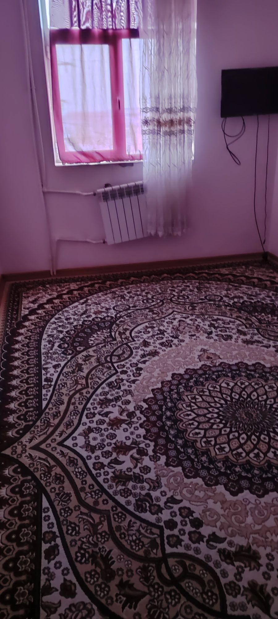 Trikatajda 1 xonali uy ijaraga beriladi uzoq muddatga