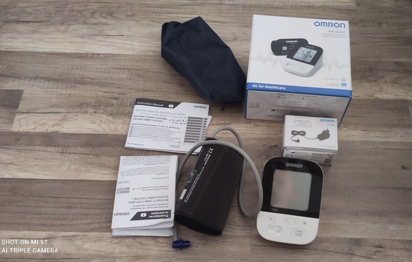 Апарат за кръвно налягане Omron M4 intelli IT в гаранция!