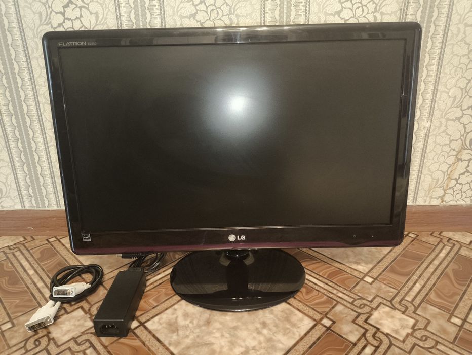 Монитор LG 23 дюйма