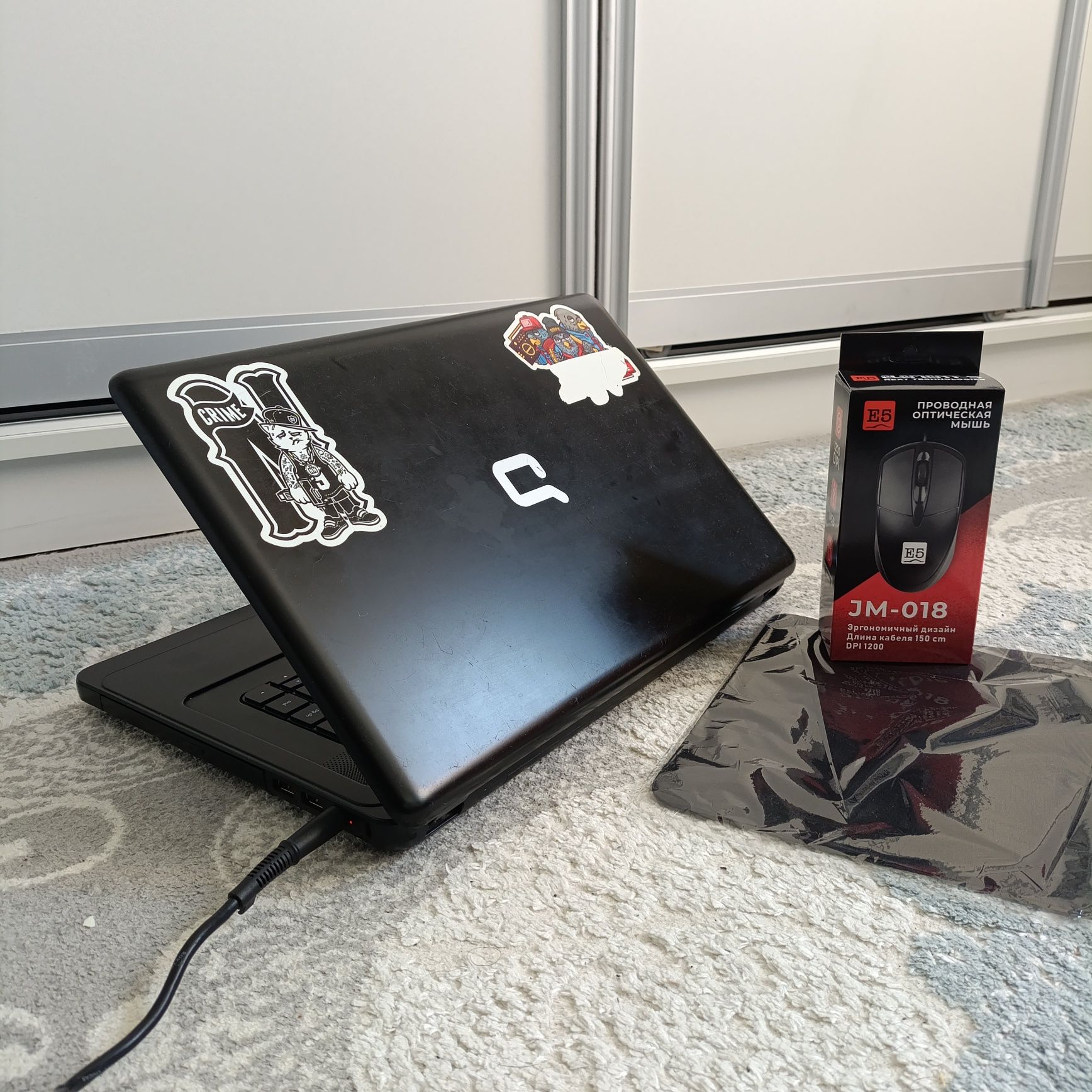 HP Notebook 15_/В идеале!!! SSD-128ГБ/ОЗУ-4Гб/Мышкa и Коврик!