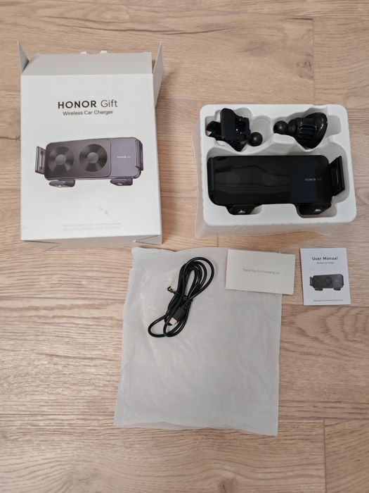 Оригинално зарядно за автомобил Honor