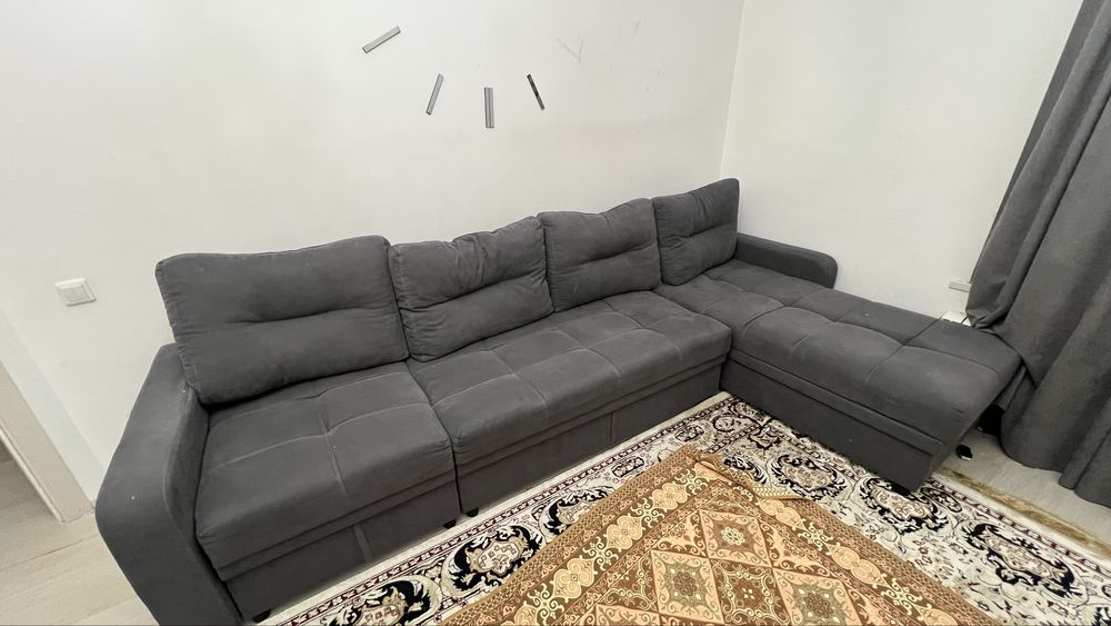 Диван углавой большой