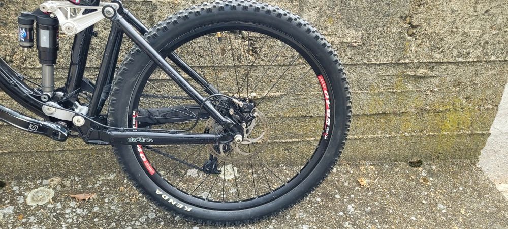DH колело Iron Horse