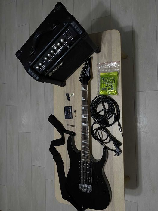 Set chitara electrica Ibanez GRG 170DX + Amplificator Ibanez TBX15R