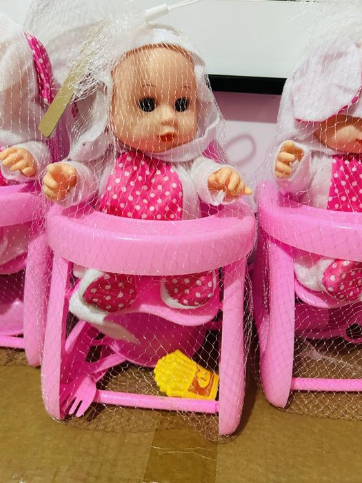 Păpuși și îngerași pentru fetițe