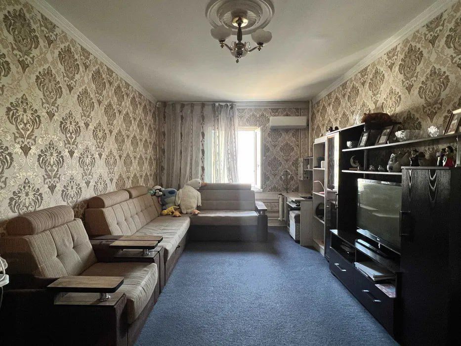 Продаётся 3-х комнатная квартира Сергели 8