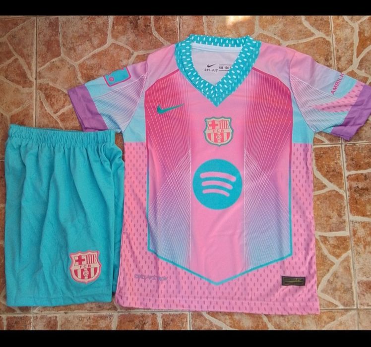 RAPHINHA 11 детско юношески футболни екипи Барселона