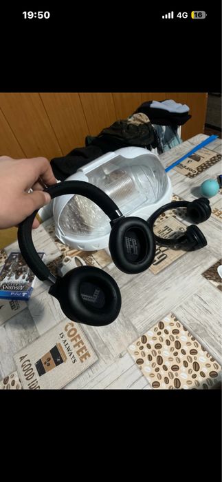 casti jbl live 660nc