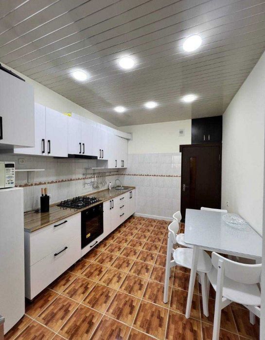 Аренда квартиры в центре 2/9/9 Максим Горький (Светлана магазин)