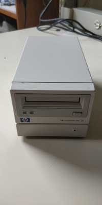 HP SureStore DAT 72 C1556-69203 External SCSI Tape Drive DS3 tapes