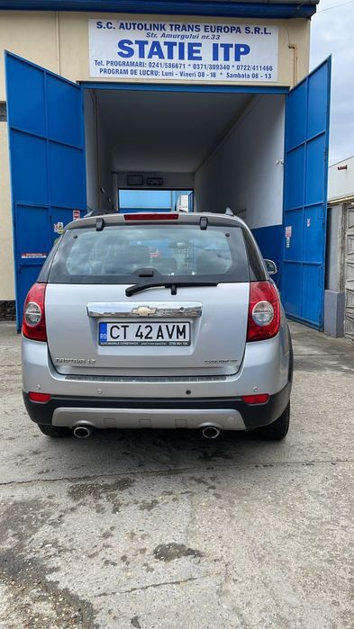 Vând chevrolet captiva