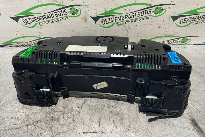 Ceasuri bord 1 036 901 830 1 036 901 830 Audi A4 B6