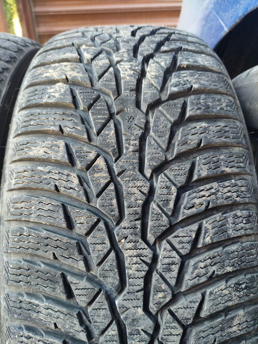Зимни гуми Nokian 205/50/17 Дот 18