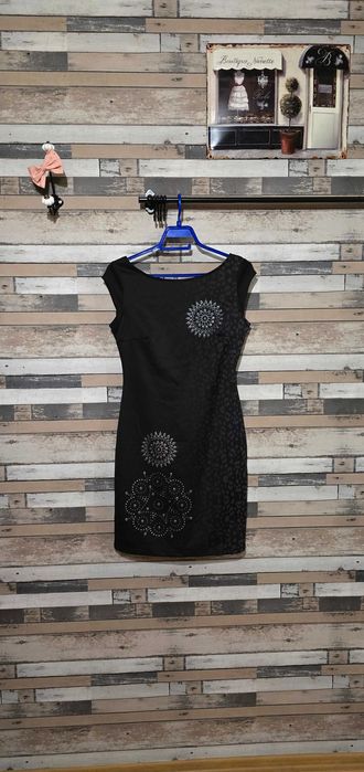 Desigual S-дамска официална  рокля (х-282)