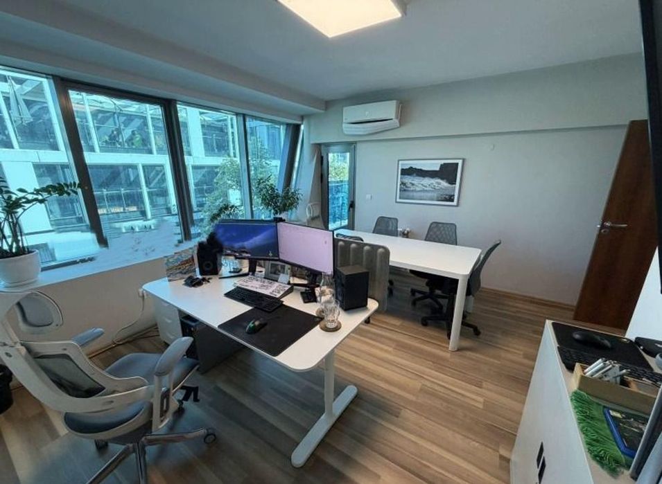 Продава се Четиристаен апартамент в София, Хиподрума - 168 кв.м за 2703 €/кв.м - Снимка #1