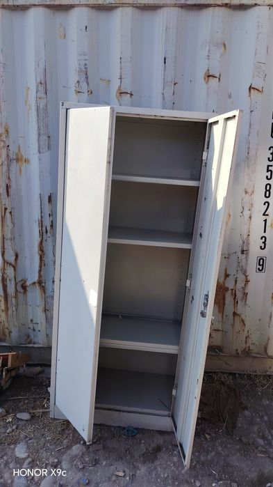 Temir shkaf sotiladi