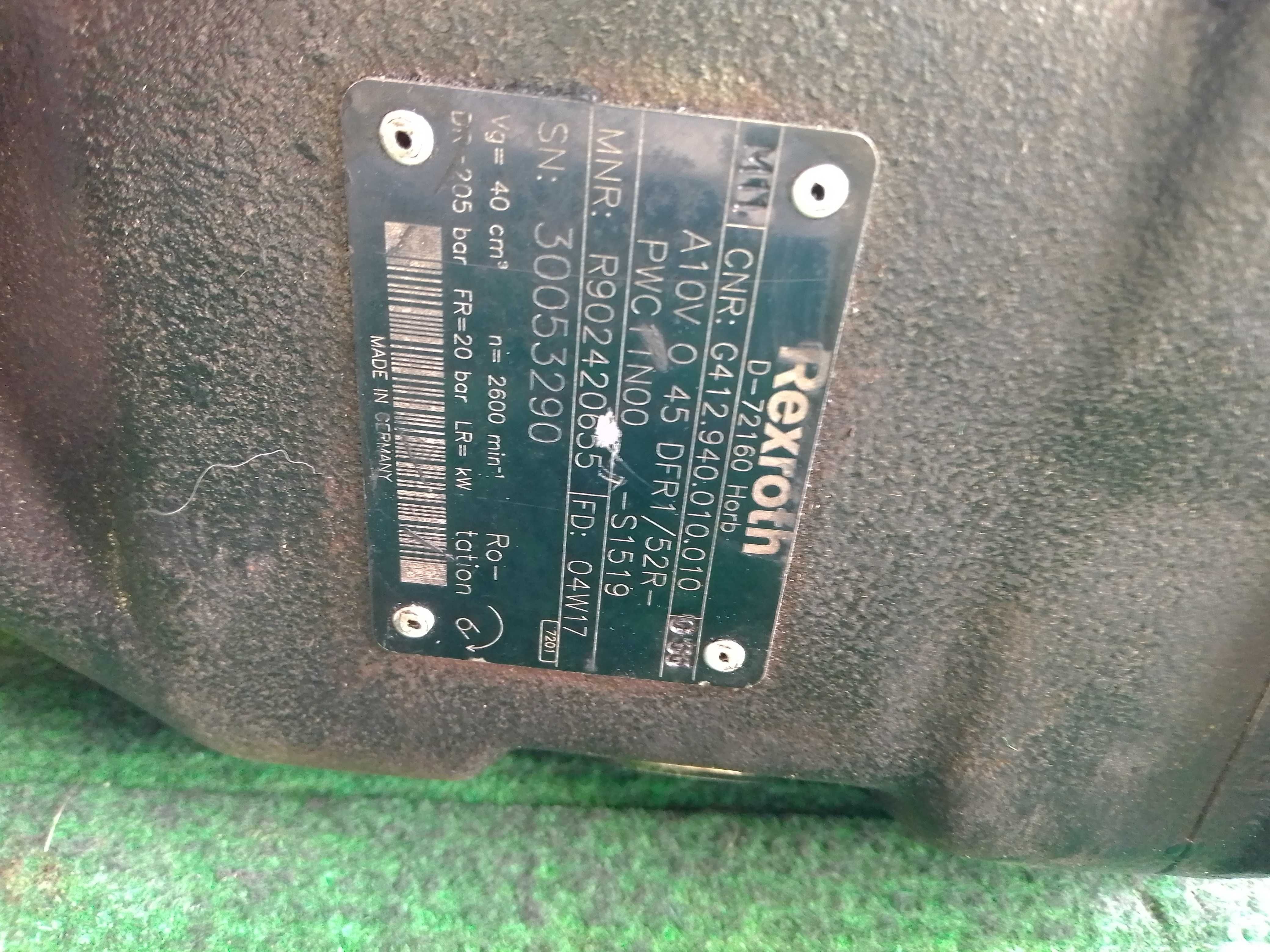 Хидравлична помпа_Hydraulic pump