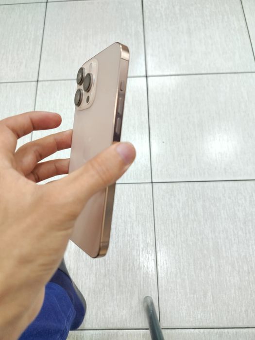 Iphone 16pro max dubay sotiladi srochni