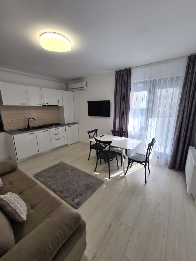 Vand Apartament 2 Camere