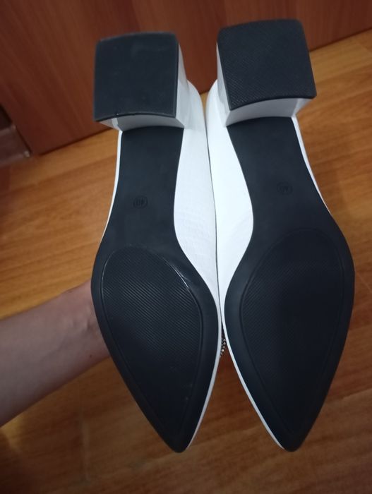 Женские туфли абсолютно новые