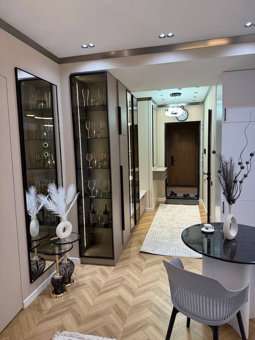 NRG U-Tower Продается 2 комнатная квартира ремонт Дружба Народов