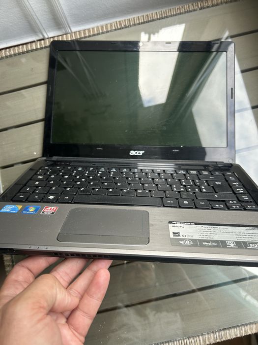 Laptop acer i5 conditii bune