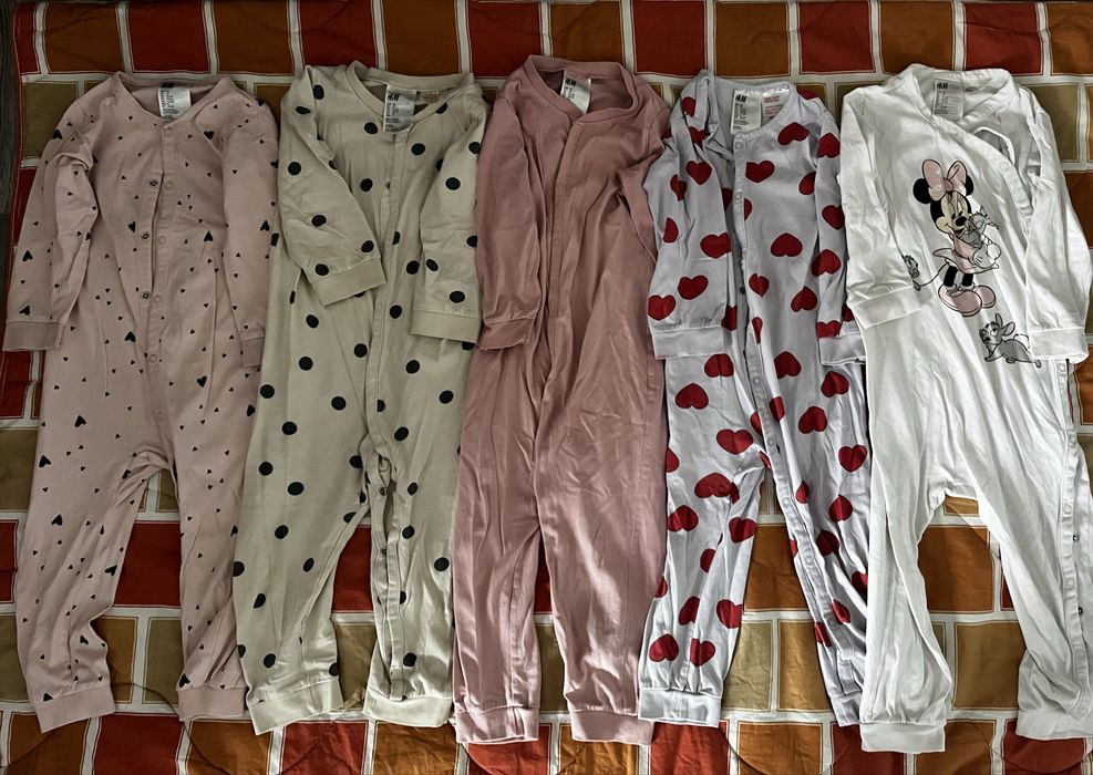 Pijamale h&m pt fetite marime 92