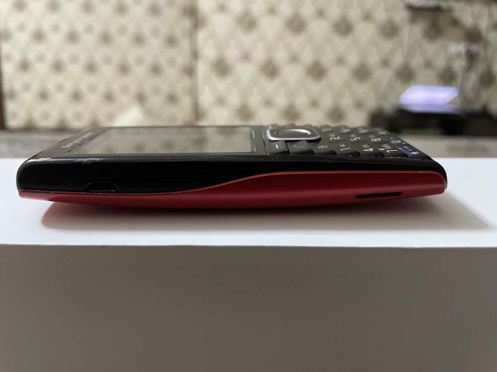 Sony Ericsson red coloured