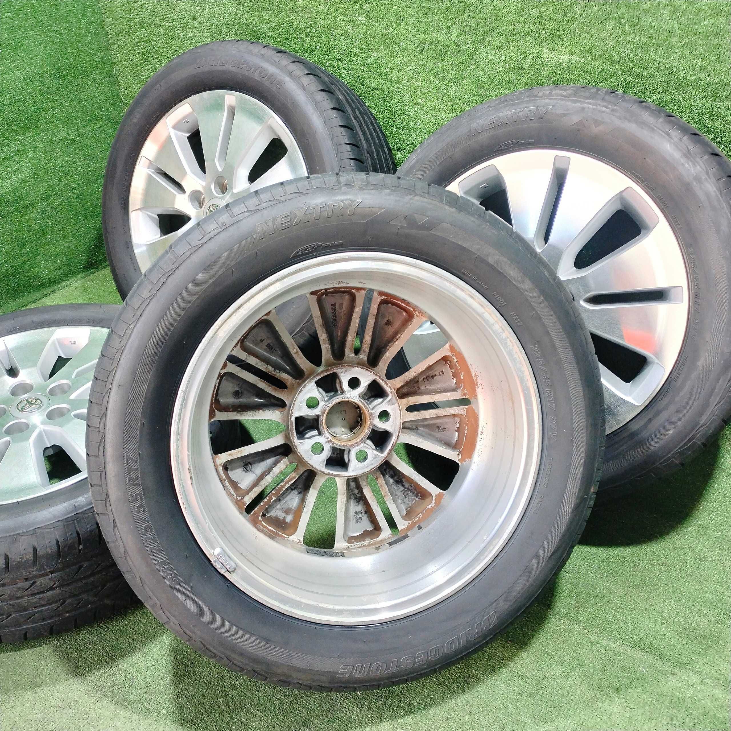 Продам Диск с Шинами Bridgestone nextry 225/55 R17 Toyota 5/114,3