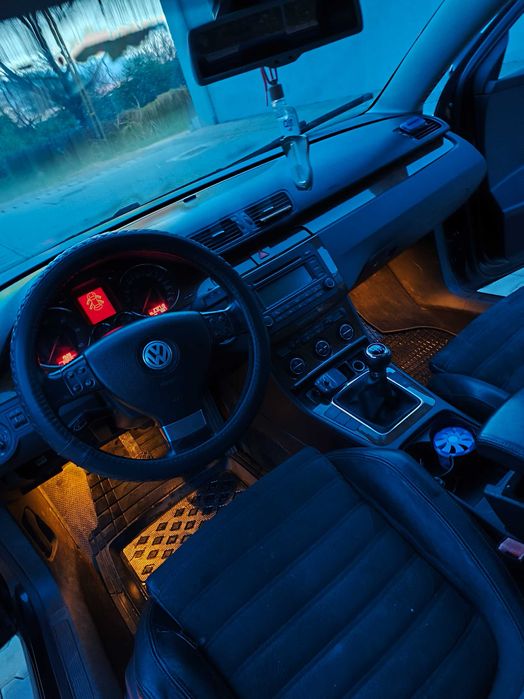 Se vinde passat b6 2 axe bkp pentru dezmembrat sau cine vrea sa o faca