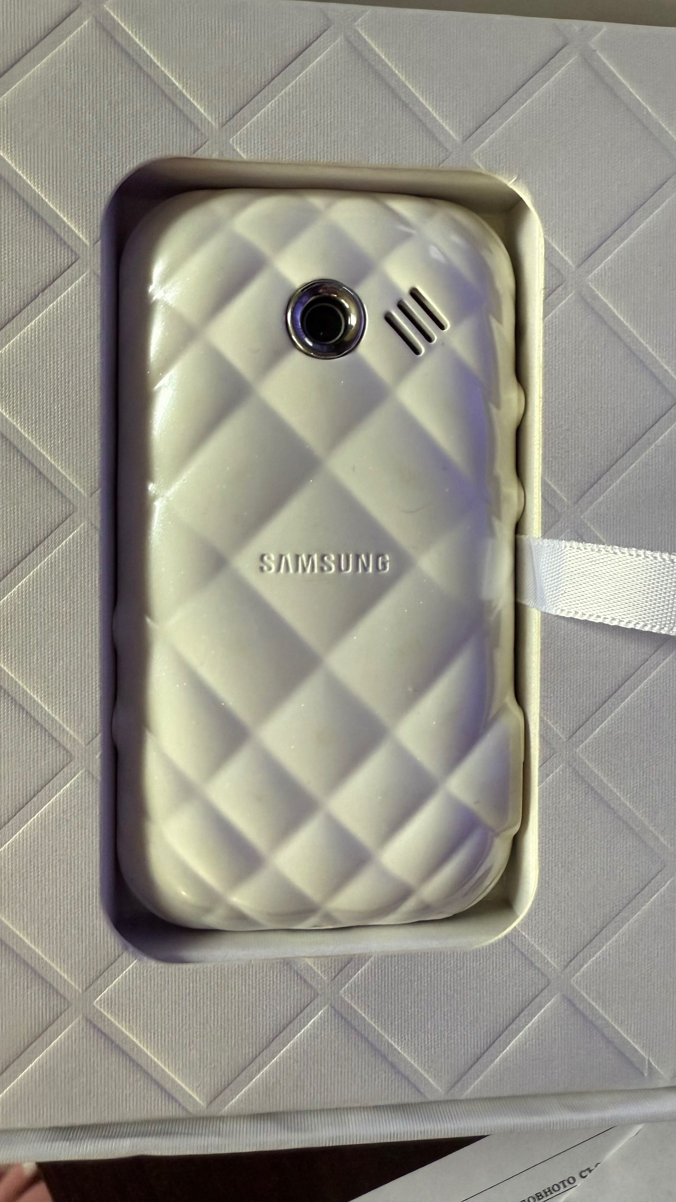 Samsung Diva Collection 2010.