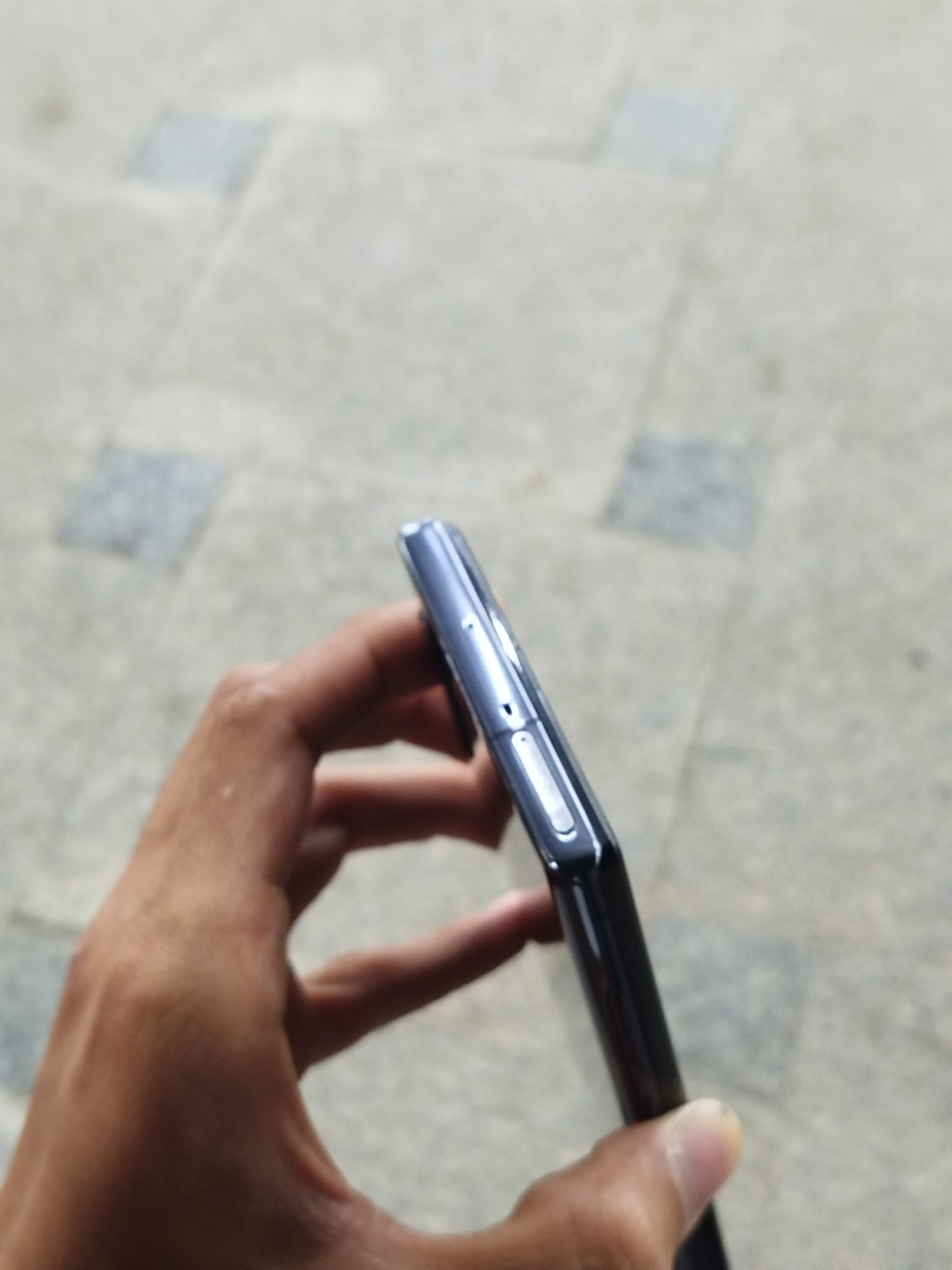 Samsung not 10 plus 5g ekran alishgan ejdi emas ekrani