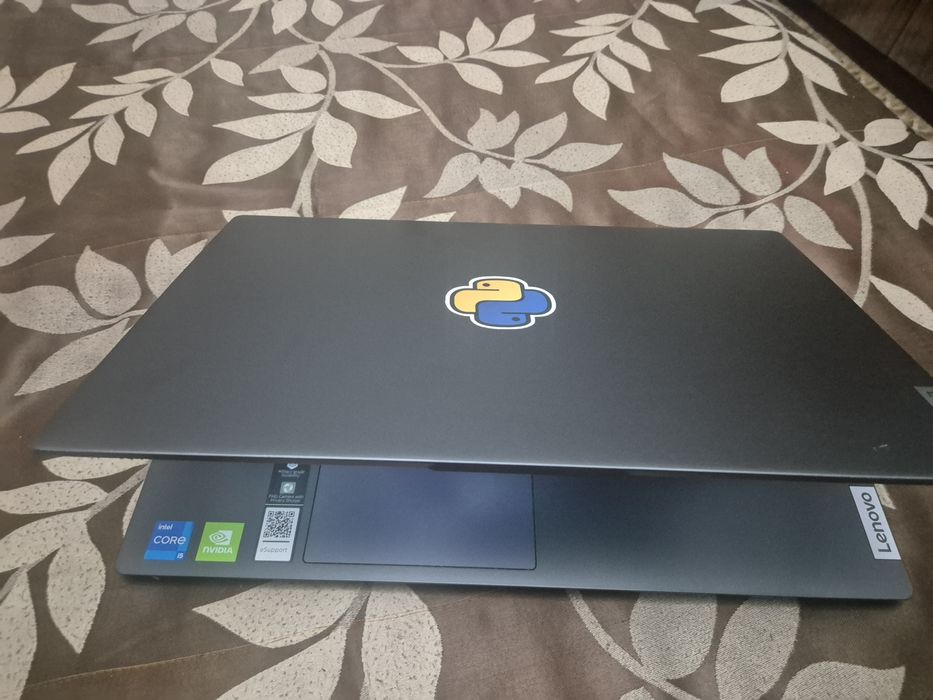 Lenovo IdePad 5 ноутбук