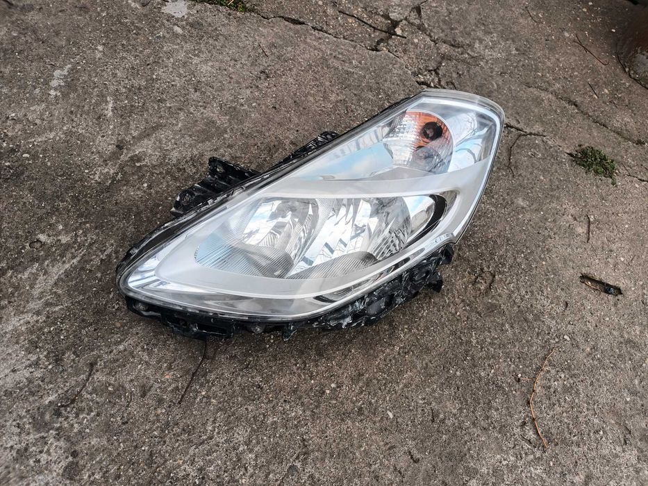 ляв фар за рено клио 3 фейслифт RENAULT CLIO III FACELIFT