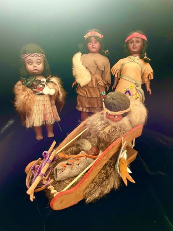 колекция кукли от американски индианки