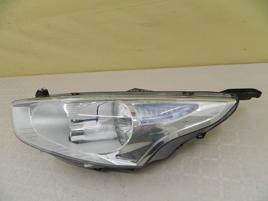 Far stanga Ford B-Max Halogen, 2012, 2013, 2014, 2015, 2016, 2017, cod origne AV11-13W030-AF.