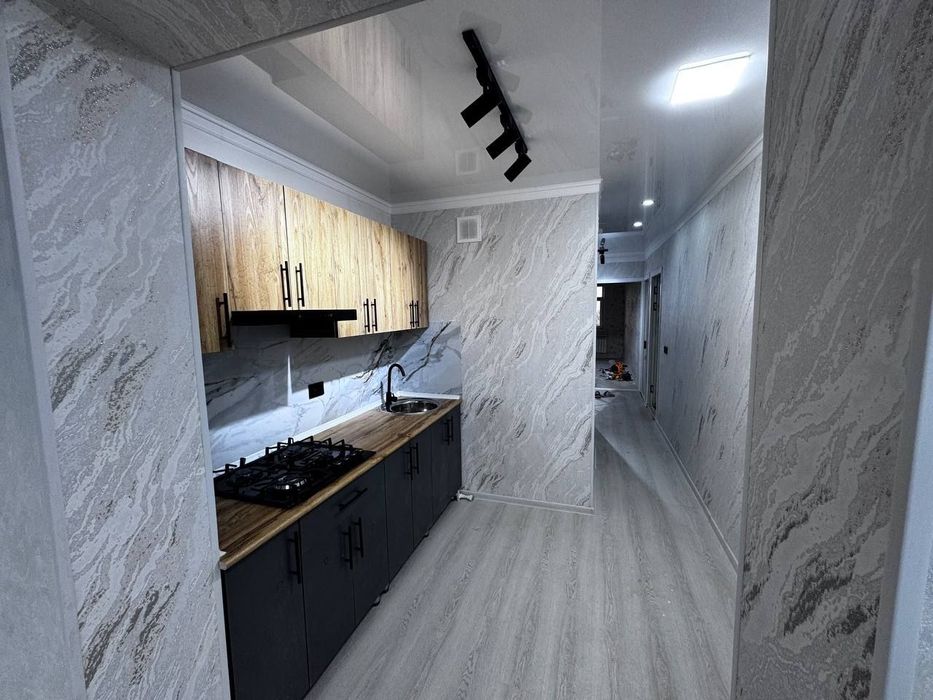 Срочно продам 3ком квартиру 3мик 4этаж Кап ремонт