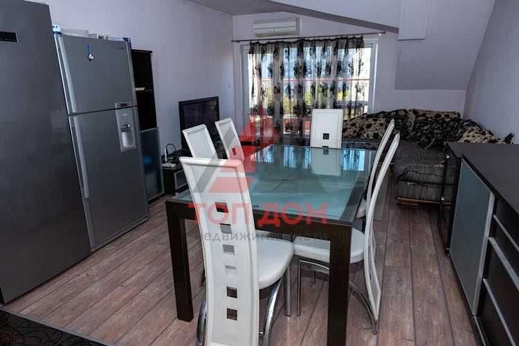 Дава се под наем Двустаен апартамент в Варна, Завод Дружба - 80 кв.м за 561 € - Снимка #2