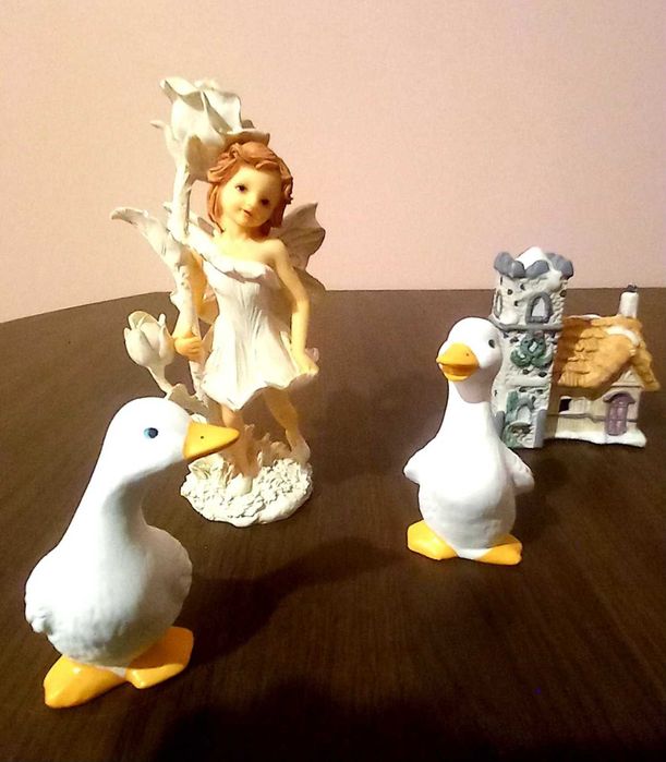 Красиви декоративни керамични фигурки, захарница - за подаръци