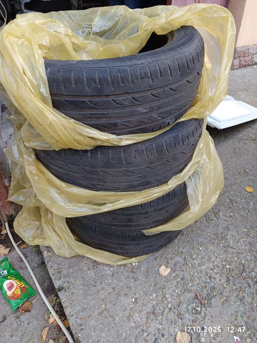 4 anvelope 235/60/18 pt SUV-uri