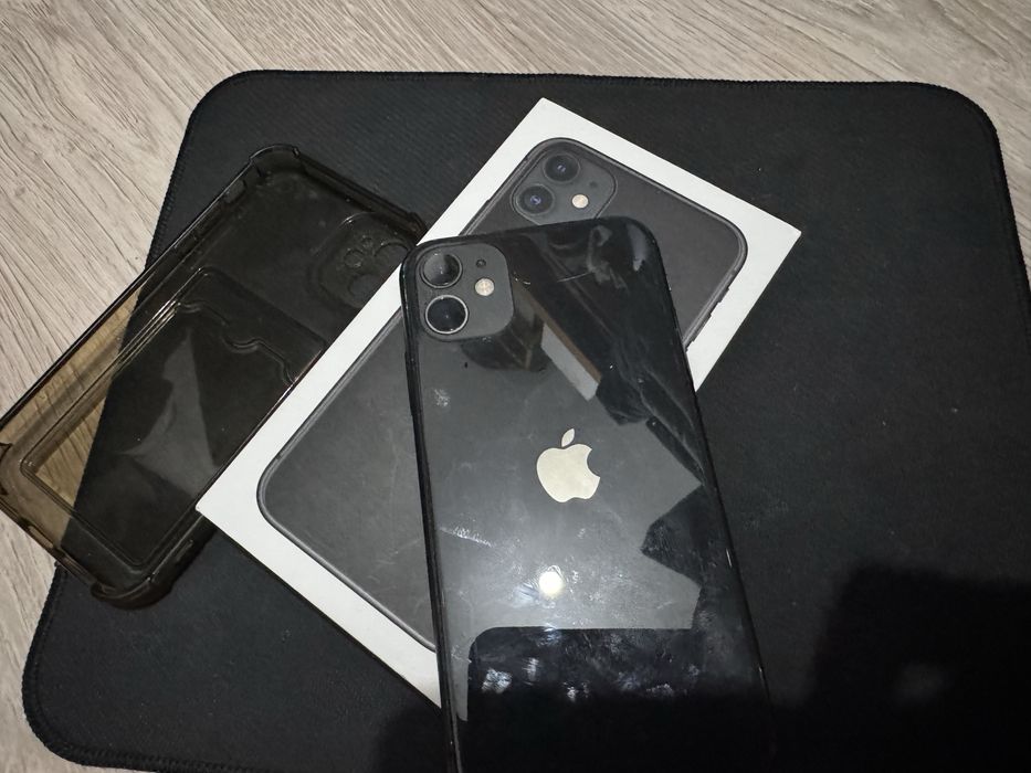 Продам айфон 11 64 гб