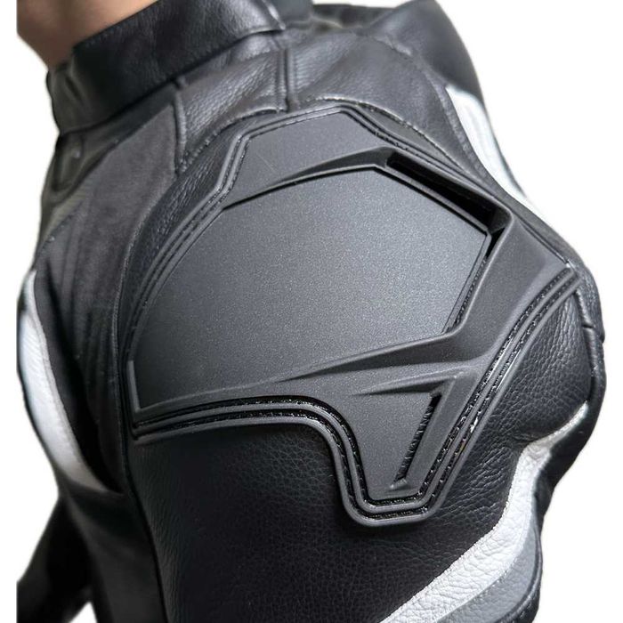 НОВ МОДЕЛ 2026 кожено мото яке с протекотри MOTO GP1+ на супер цена