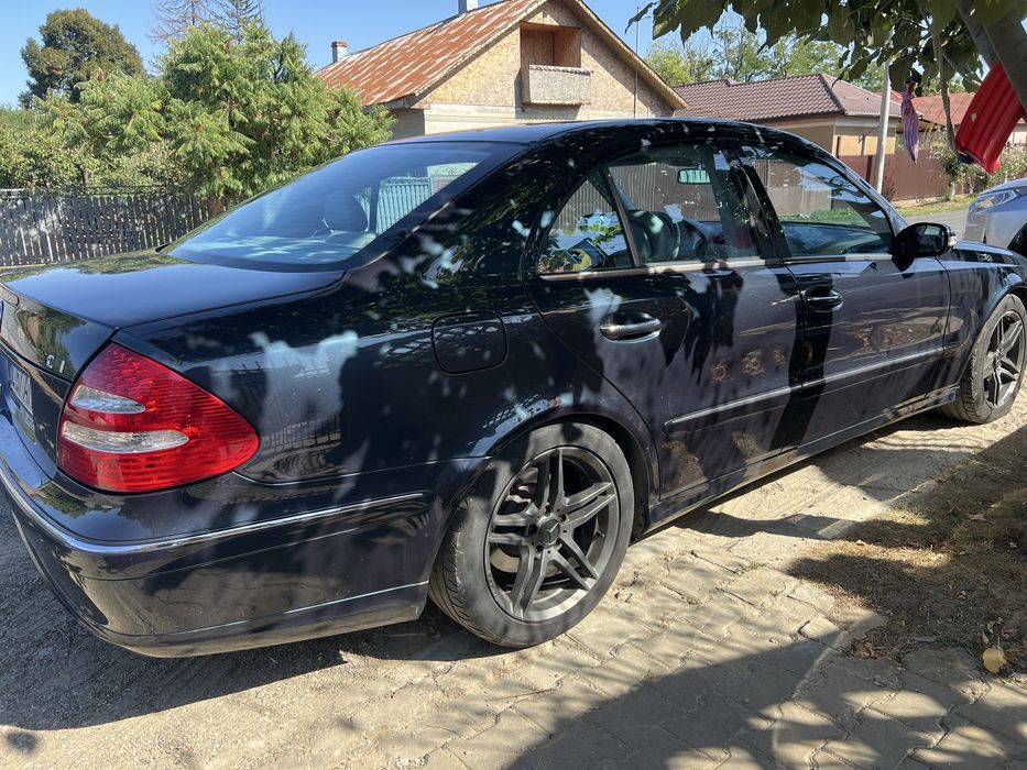 Mercedes E Class w211 Avantgarde